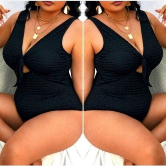 One Piece Swimsuit Plus size 0x - Picture 1 of 8